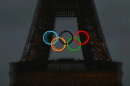 آغاز رسمی المپیک پاریس با روشن شدن مشعل + تصاویر